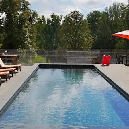度假居 Mauvezin Sleeps 12 Pool